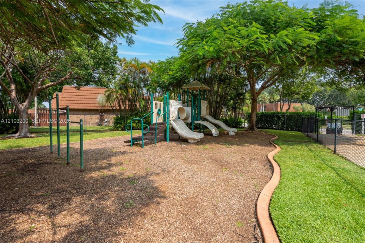 835 SW 118th Ter , Unit 835, Davie, FL 33325 Photo