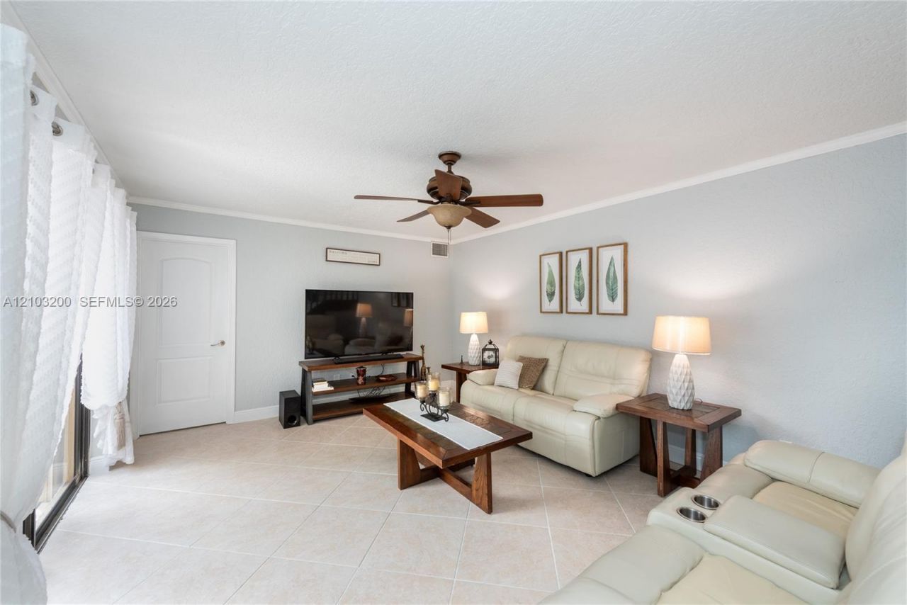 835 SW 118th Ter , Unit 835, Davie, FL 33325 Photo