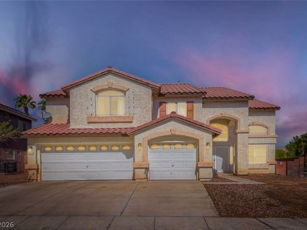 8022 Yellow Daisy Avenue, Las Vegas, NV 89147