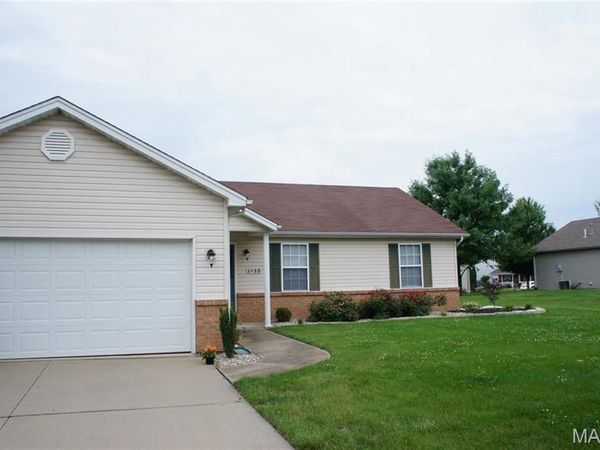 1433 BRISTLECONE Drive , O'Fallon, IL 62269