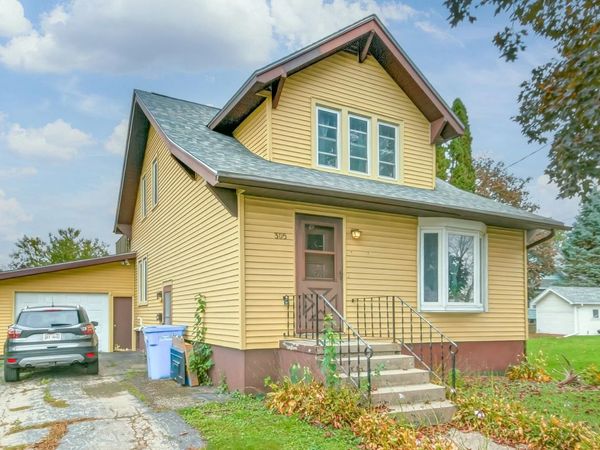 305 Union Street, Watertown, WI 53098