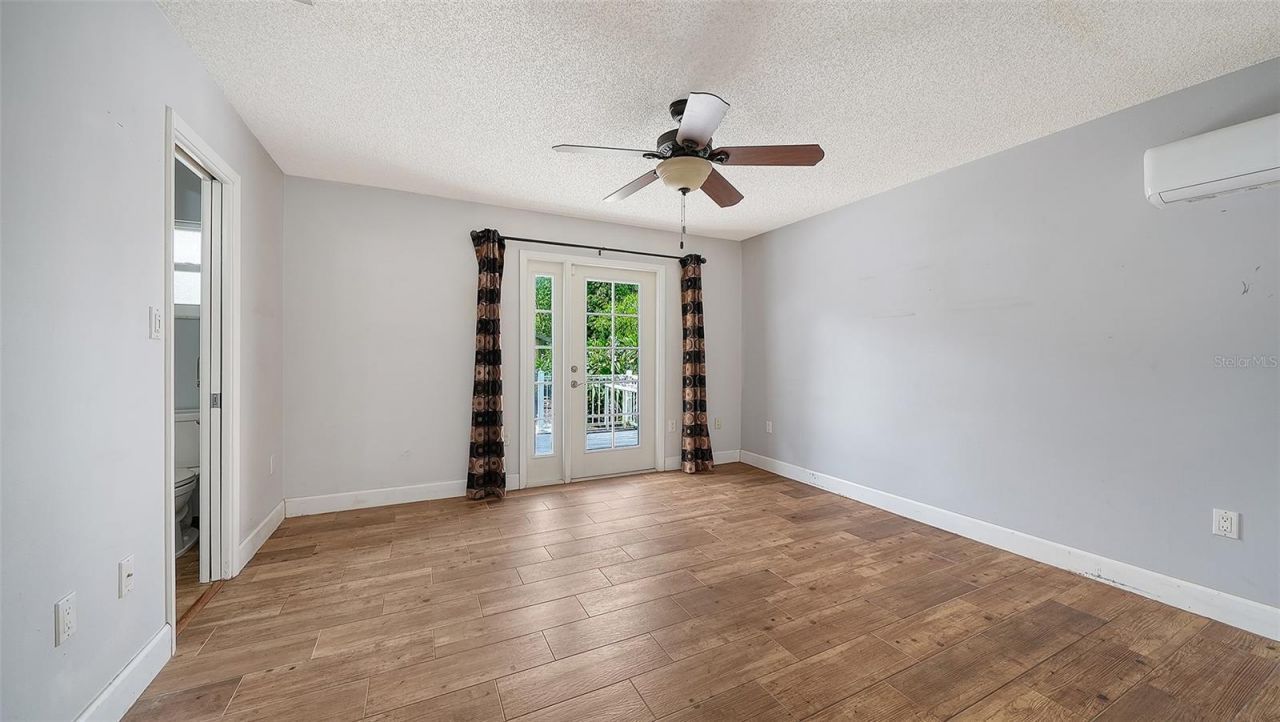4090 Groveland Avenue , Sarasota, FL 34231 Photo