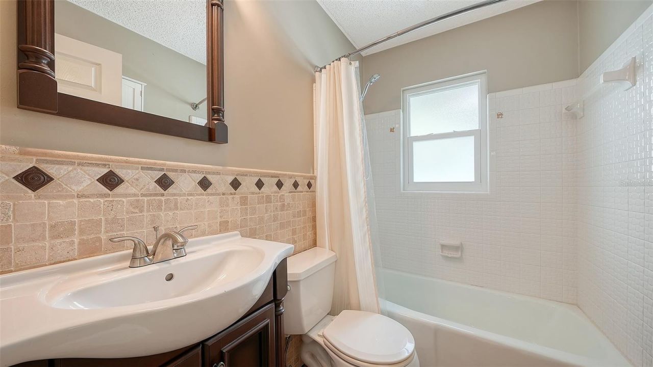 4090 Groveland Avenue , Sarasota, FL 34231 Photo