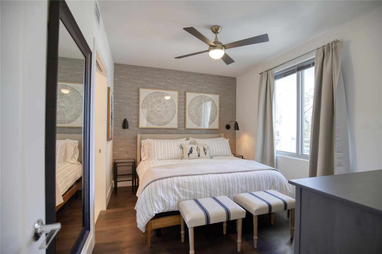 1703 N Tamiami Trail, Unit 203, Sarasota, FL 34234 Photo