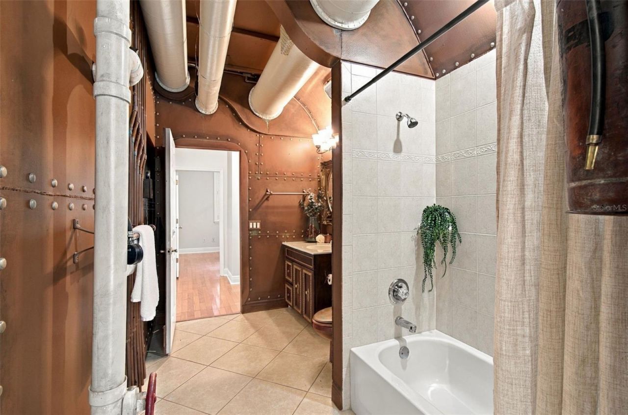 816 Citrus Wood Lane, Valrico, FL 33594 Photo