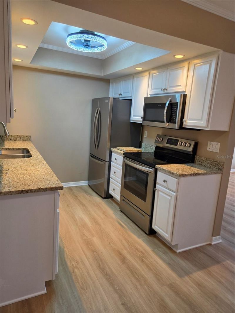 5800 Hollywood Boulevard , Unit 125, Sarasota, FL 34231 Photo