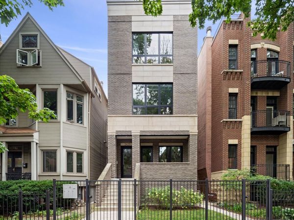 2625 N Wilton Avenue , Unit 3, Chicago, IL 60614