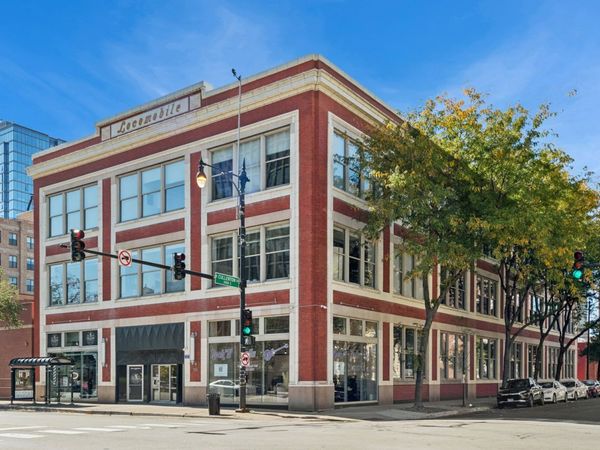 2000 S Michigan Avenue, Unit 304, Chicago, IL 60616