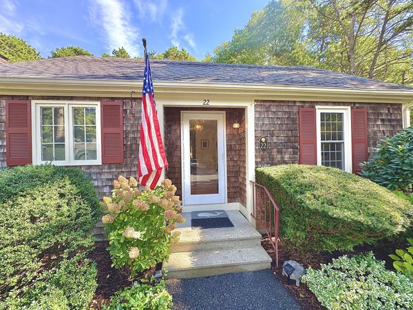 22 Warren Road, Yarmouth Port, MA 02675