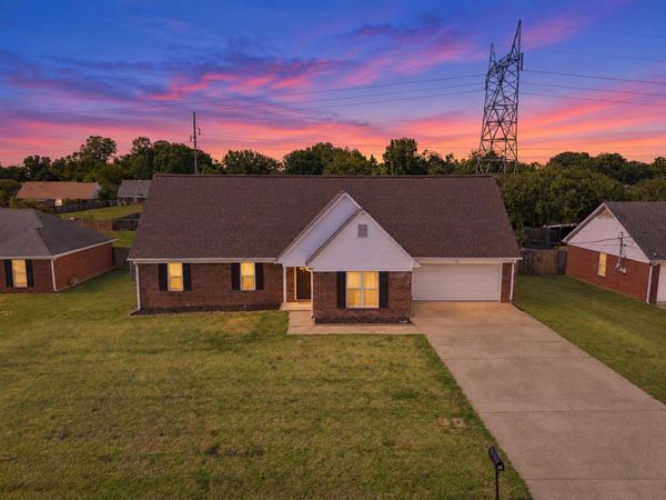 31 WOODSHIRE LN, Brighton, TN 38011
