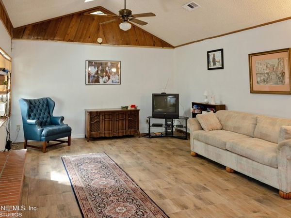 5419 WOODCREST Road, Jacksonville, FL 32205