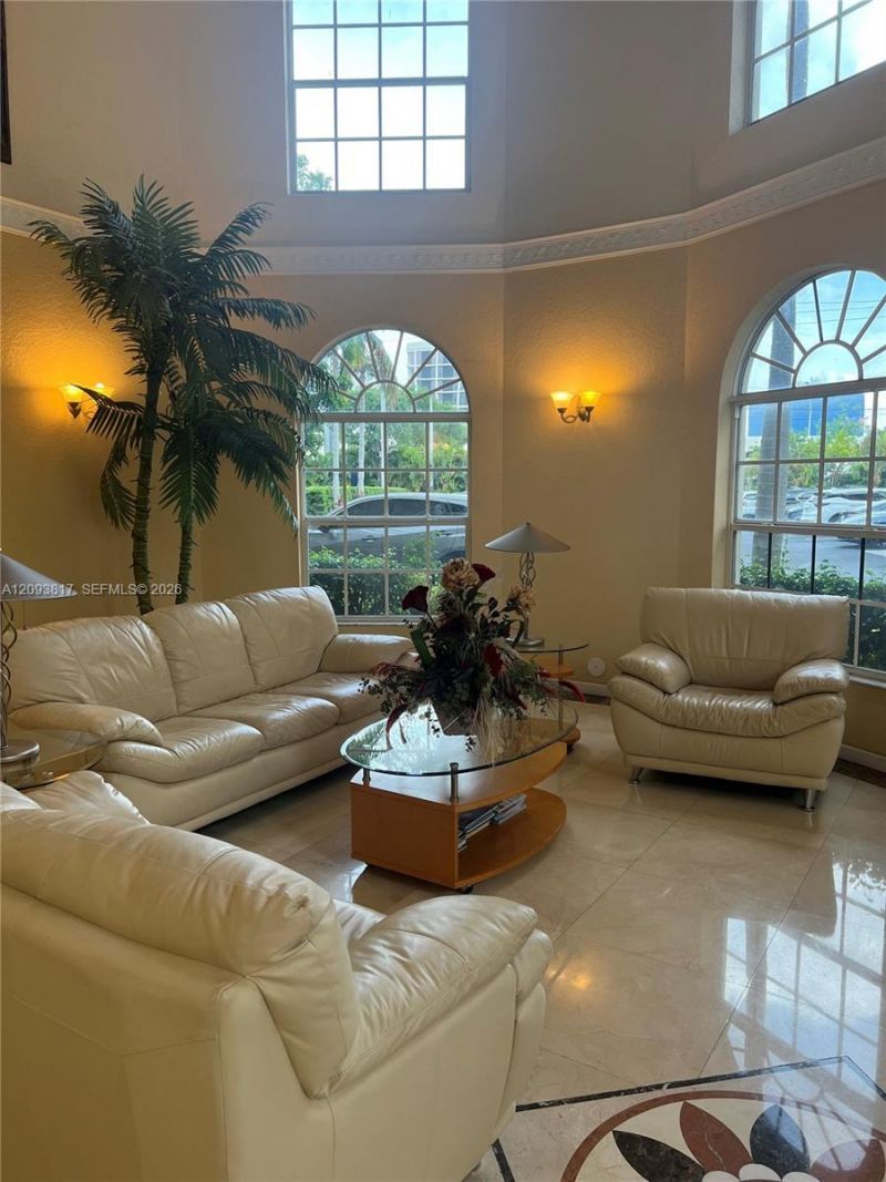 1640 Presidential Way , Unit 103, West Palm Beach, FL 33401 Photo