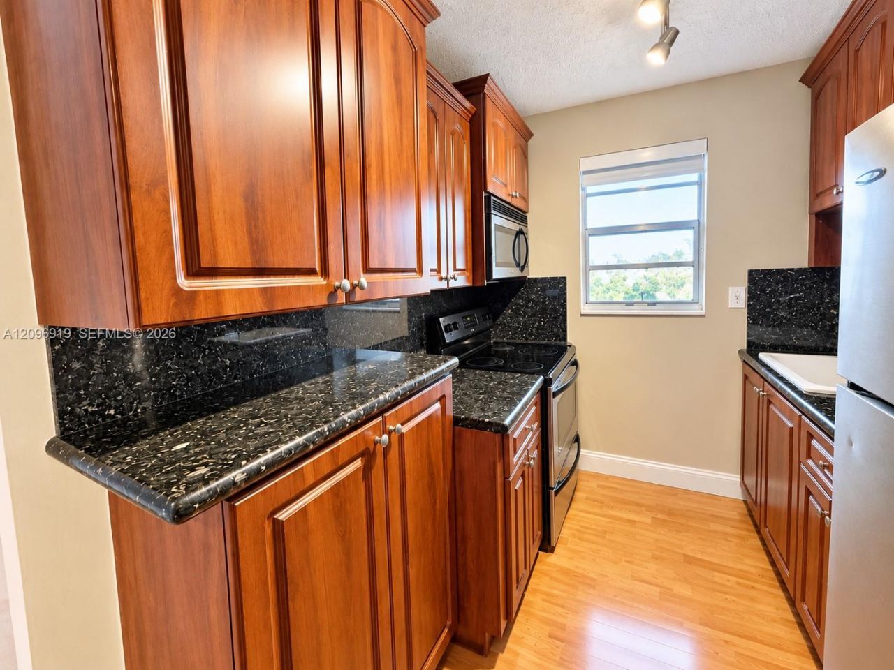 427 Santander Ave , Unit 305, Coral Gables, FL 33134 Photo
