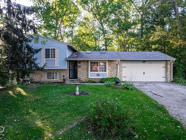 6730 Woodmere Circle , Indianapolis, IN 46260