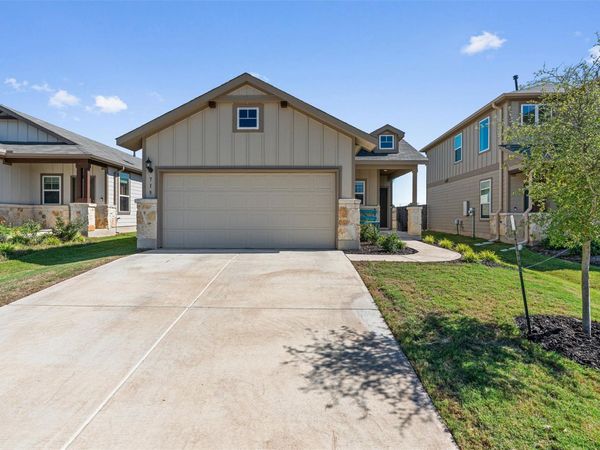 715 Papaya DR , Buda, TX 78610