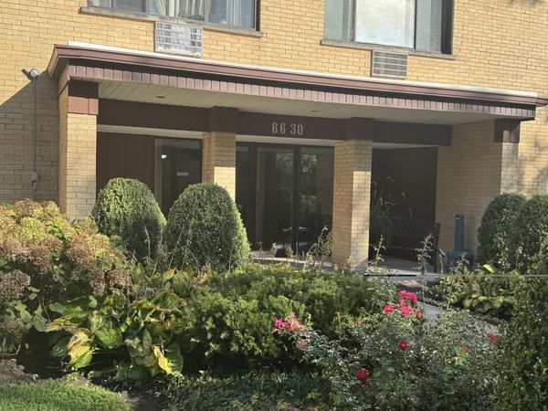 6630 S Brainard Avenue, Unit 407, Countryside, IL 60525