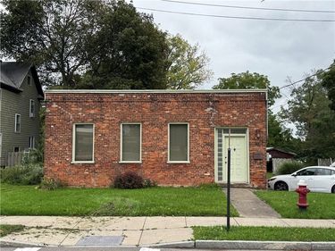 51 West Street, Geneva, NY 14456