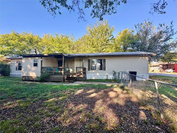 2705 E Lansing Avenue, Broken Arrow, OK 74014