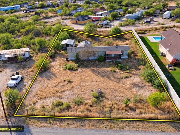 174 REMINGTON DR, Eagle Pass, TX 78852