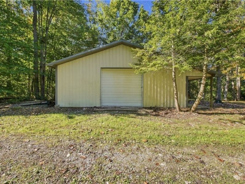 1249 Twin Bridge Road, Little Hocking, OH 45742 Photo 9