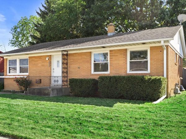 2709 Pinehurst AVENUE, Racine, WI 53403