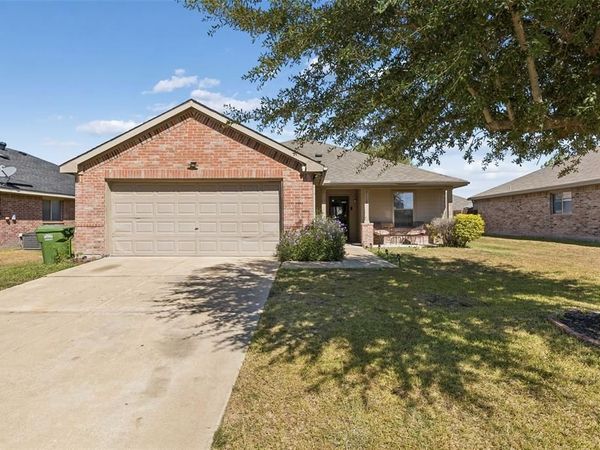 3118 Rosslynn Court, Seagoville, TX 75159