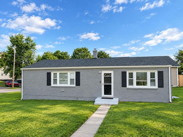 218 Franklin AVE , Vinton, VA 24179