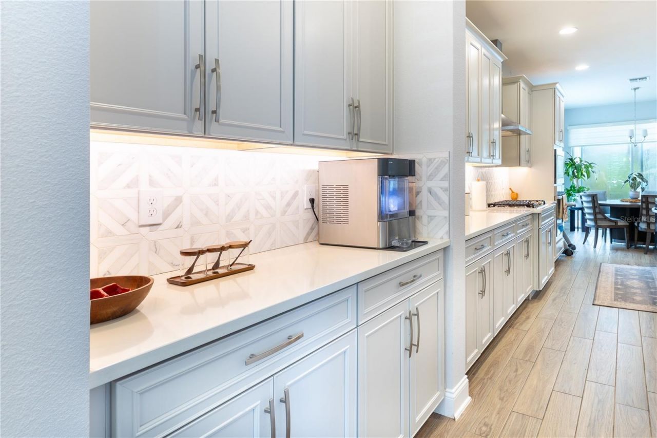1316 Southern Sun Drive, Oakland, FL 34787 Photo