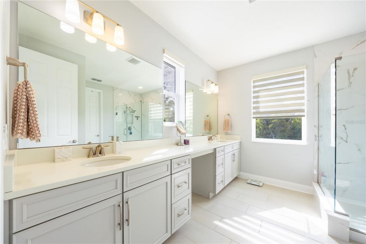 1316 Southern Sun Drive, Oakland, FL 34787 Photo