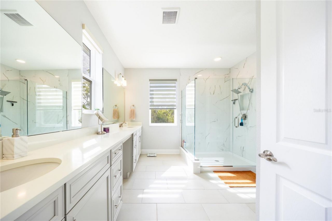 1316 Southern Sun Drive, Oakland, FL 34787 Photo
