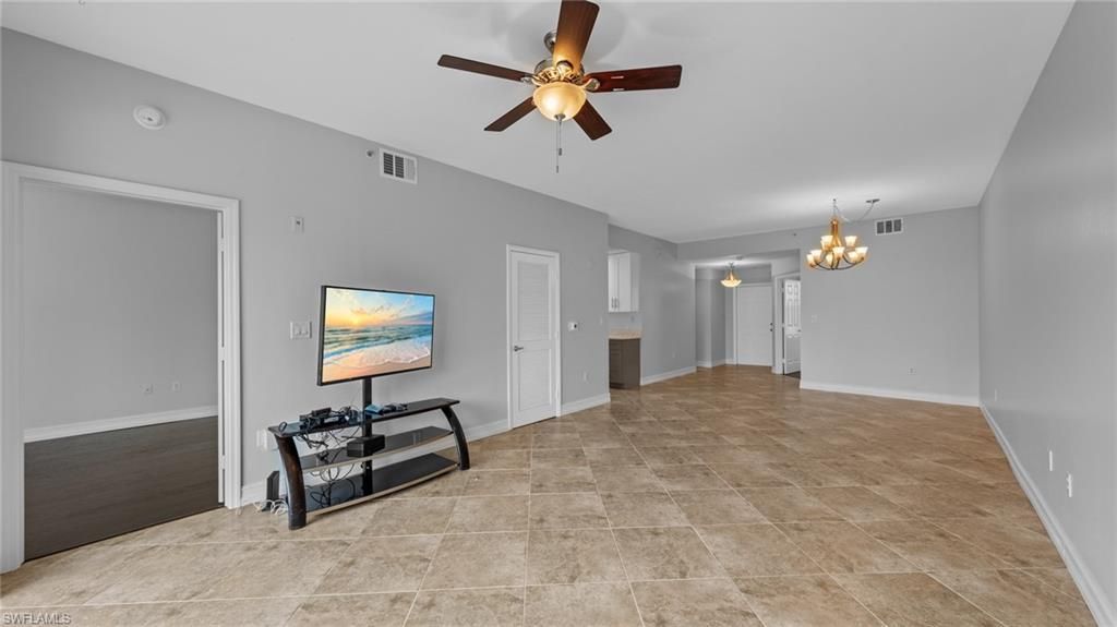 519 Roma Ct , Unit 2-203, Naples, FL 34110 Photo