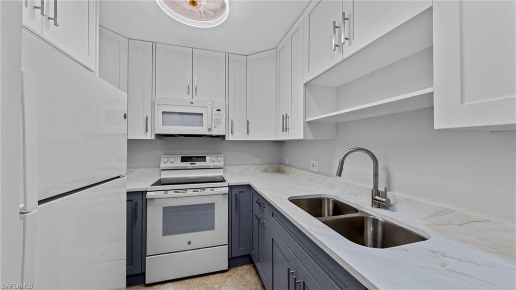 519 Roma Ct , Unit 2-203, Naples, FL 34110 Photo