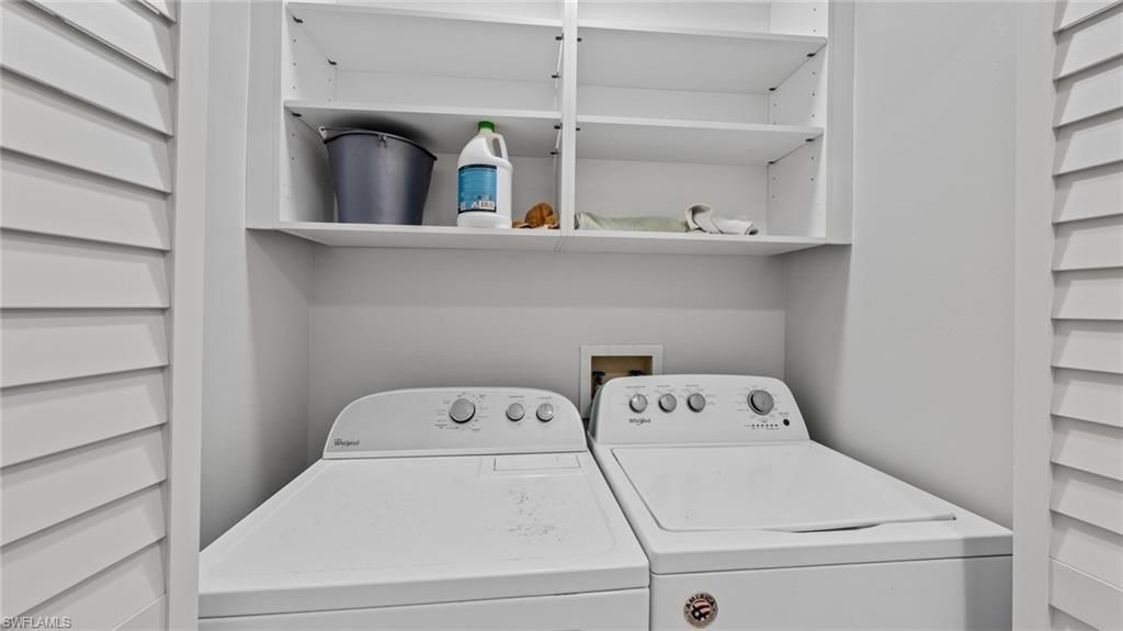 519 Roma Ct , Unit 2-203, Naples, FL 34110 Photo