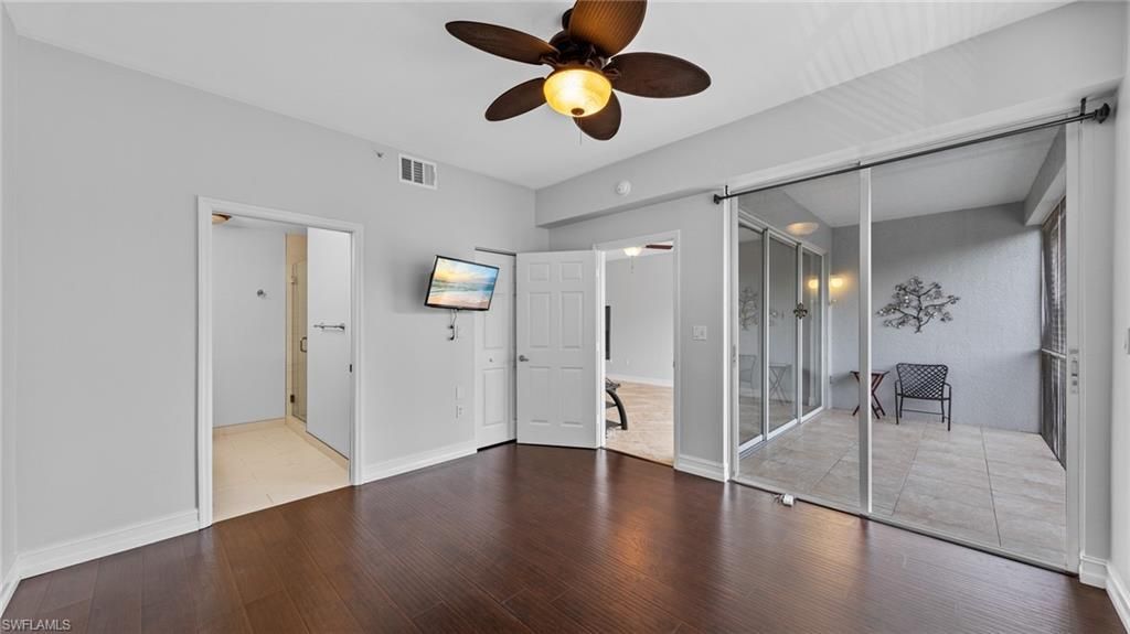 519 Roma Ct , Unit 2-203, Naples, FL 34110 Photo