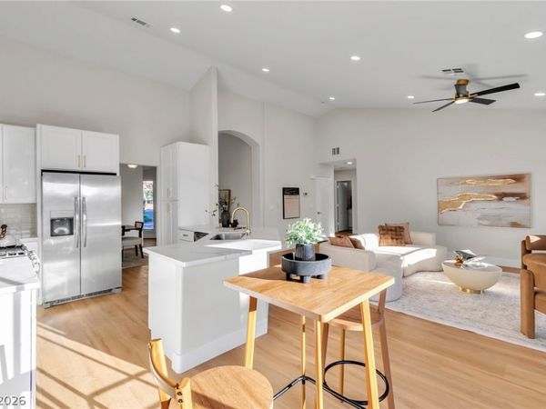 277 Gentle Bay Avenue , Henderson, NV 89074