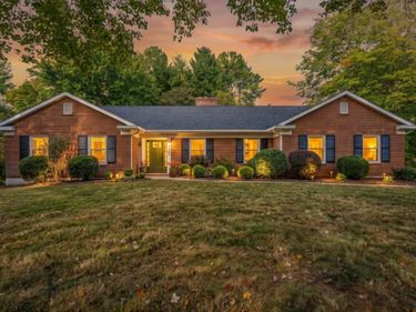 1090 Meriwether Circle, Lynchburg, VA 24503