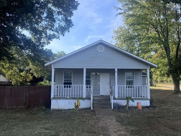 116 Anderson Dr, Florence, AL 35630