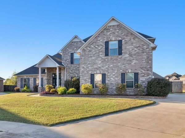 25439 Nottingham Dr, Athens, AL 35613
