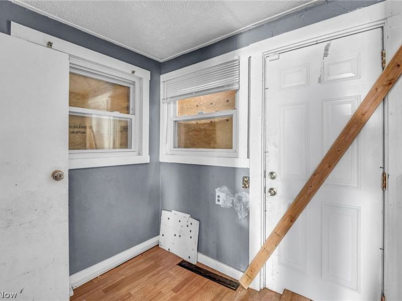 13709 Durkee Avenue, Cleveland, OH 44105 Photo 14