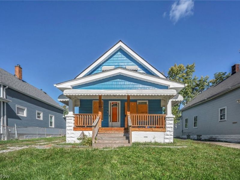 13709 Durkee Avenue, Cleveland, OH 44105 Photo 3