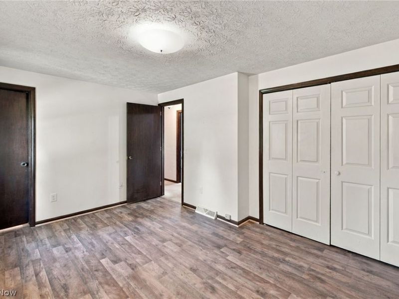 3821 Apache Street NW, Uniontown, OH 44685 Photo 11