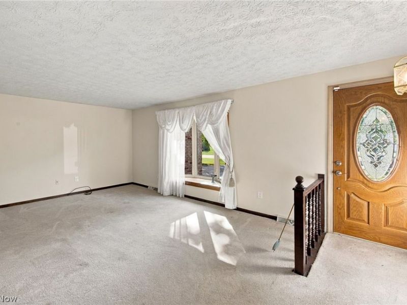 3821 Apache Street NW, Uniontown, OH 44685 Photo 11
