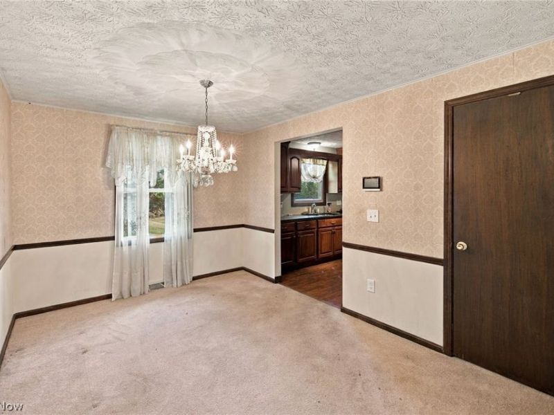 3821 Apache Street NW, Uniontown, OH 44685 Photo 8