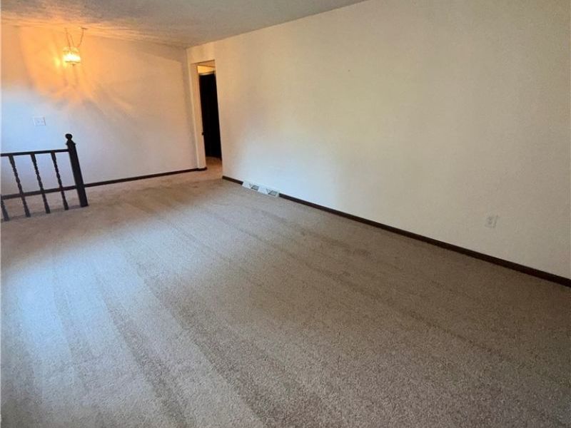 3821 Apache Street NW, Uniontown, OH 44685 Photo 9