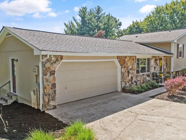 11324 Twin View Drive, Knoxville, TN 37932
