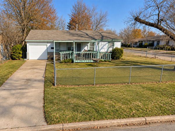 723 E 51st Place North , Tulsa, OK 74126