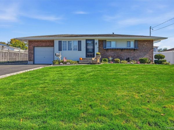 71 W 14th Street , Deer Park, NY 11729