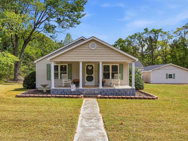 11674 Back Valley Road, Soddy Daisy, TN 37379