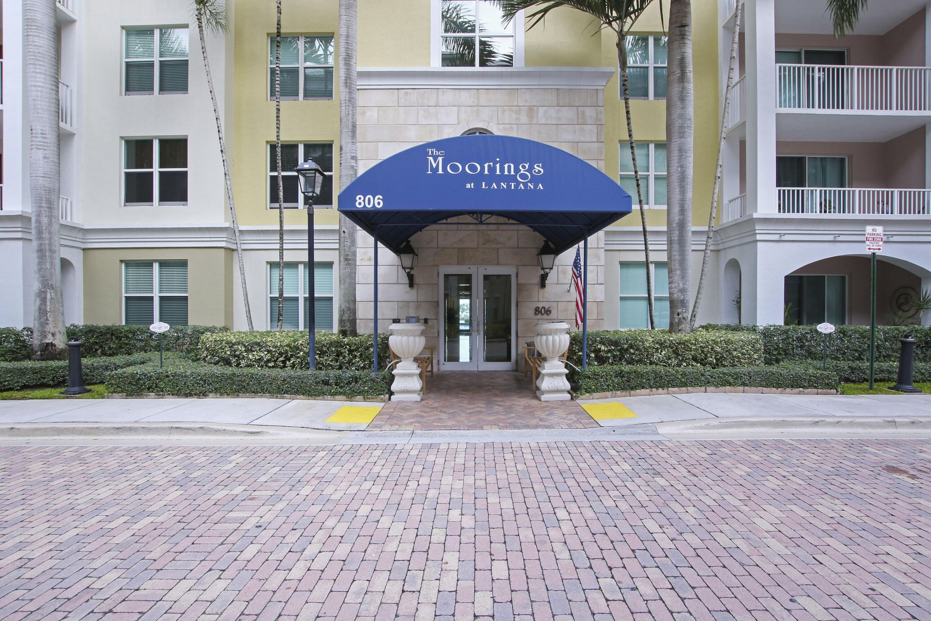 806 E Windward Way, Unit 410, Lantana, FL 33462 Photo