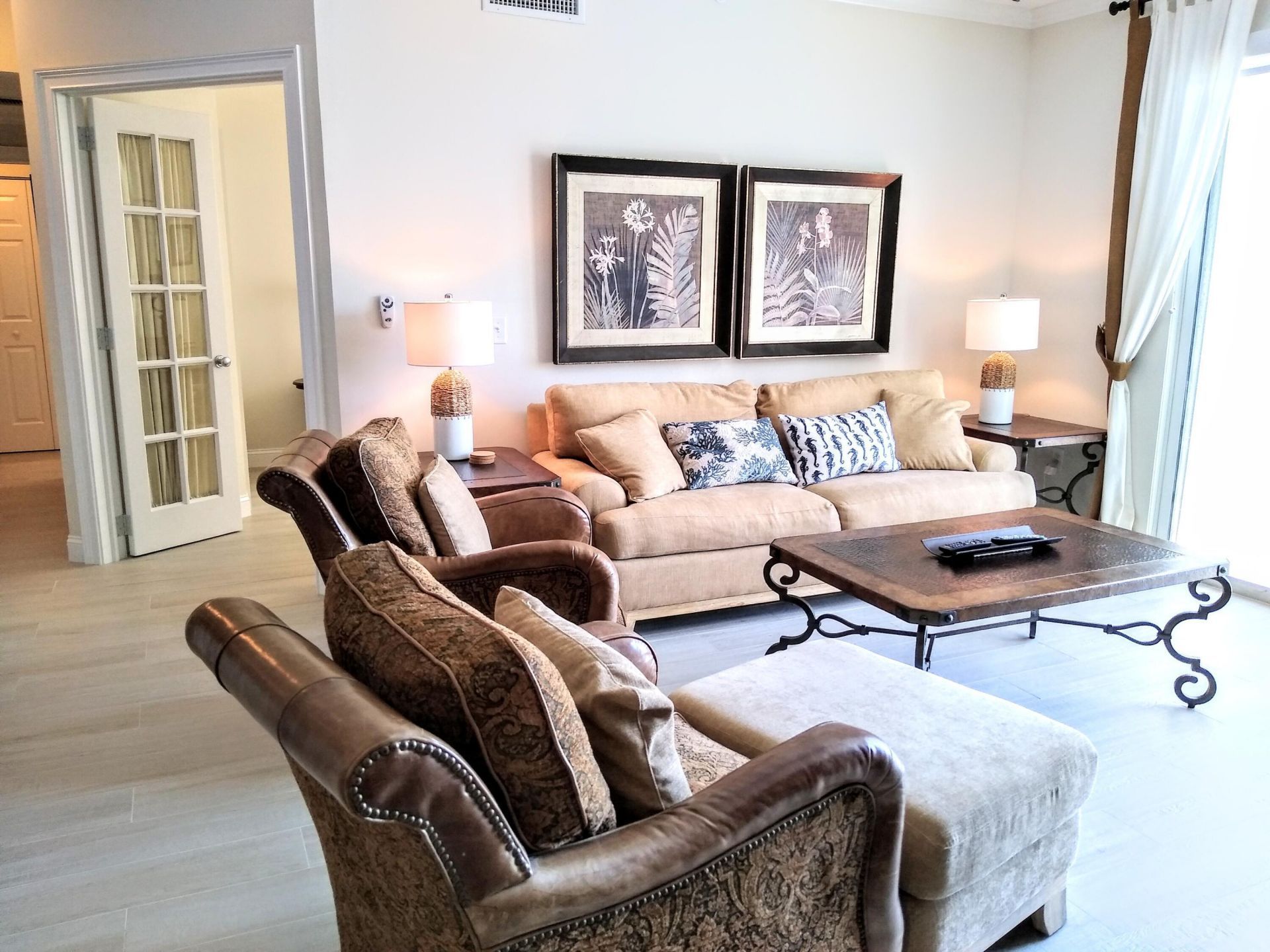 806 E Windward Way, Unit 410, Lantana, FL 33462 Photo